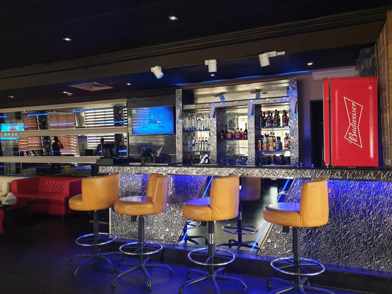 Caesar'S Luxury Hotel レッキ エクステリア 写真