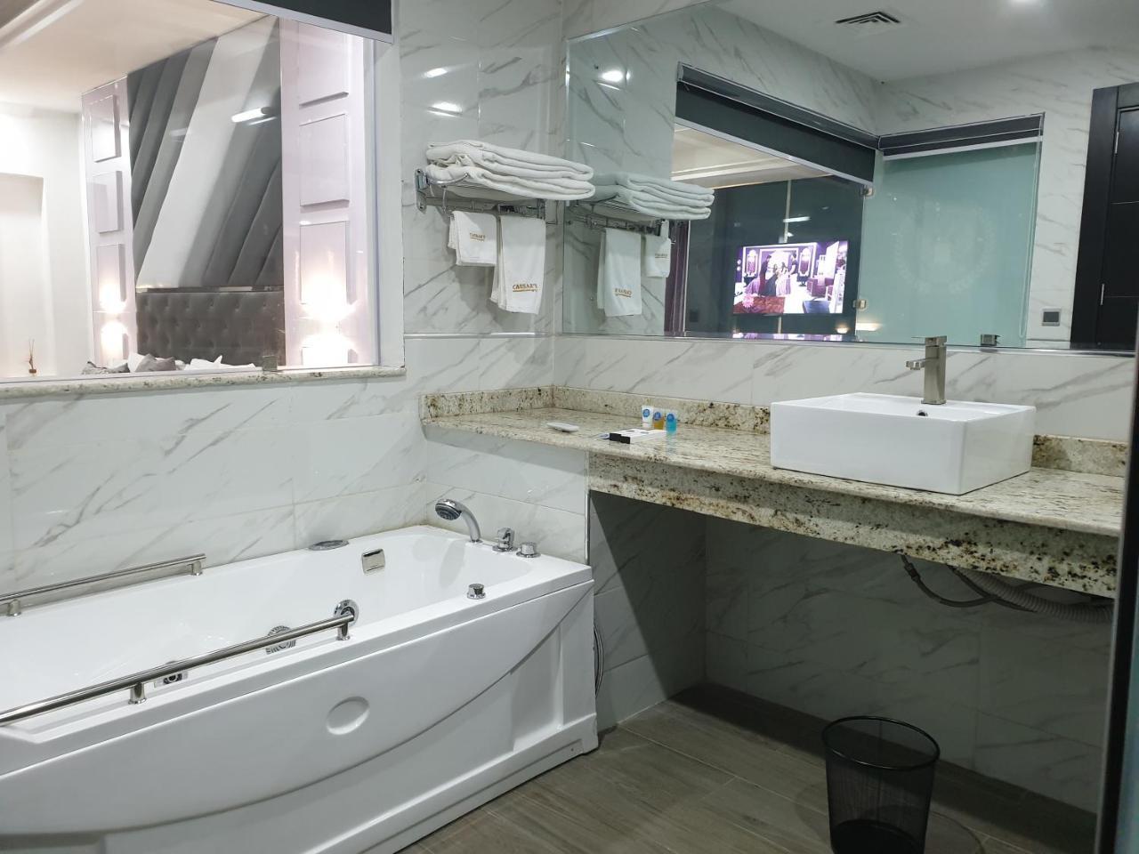 Caesar'S Luxury Hotel レッキ エクステリア 写真
